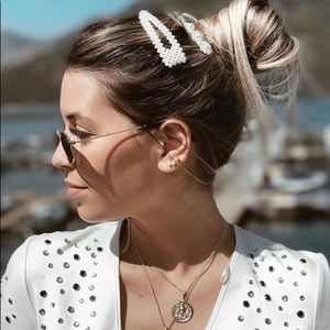 Pearl barrettes Hair Clips